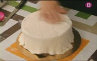 'Porcella de sa porxada', 'Arròs de marjal', 'Tarta Banofi', 'Lluç curt de brou', 'Entrecot de bou fet dins fang', 'Tumbet d'ou'...